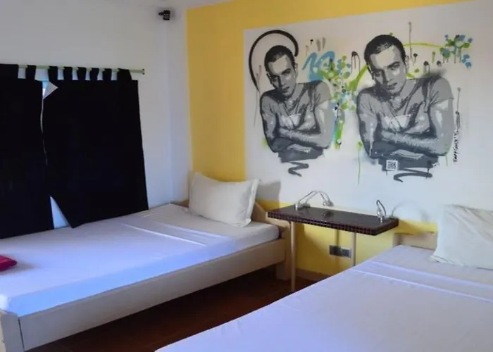 Hostel The Funky Village (adults Only) *