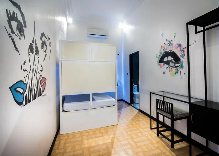 Hostel The Funky Village (adults Only) *